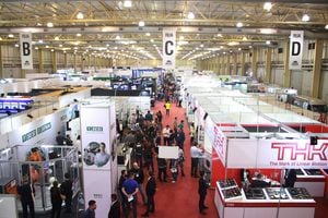 Tecnologia em máquinas e serviços para a indústria metalmecânica reunidos em Joinville